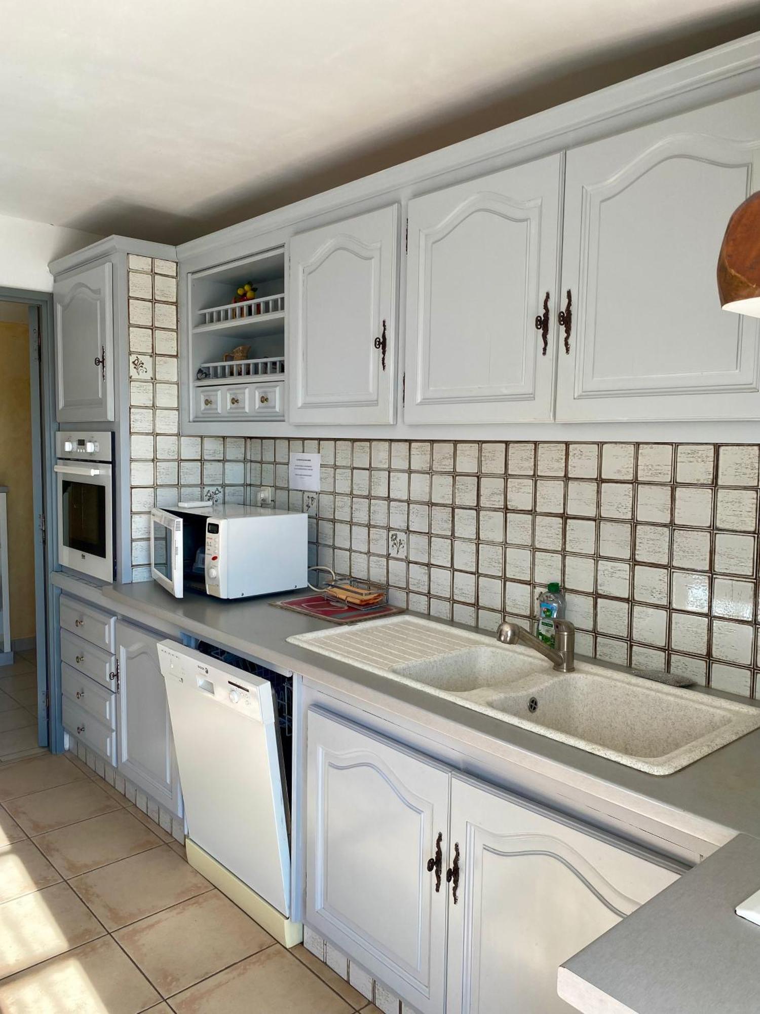 Le Micocoulier Apartment La Crau Bagian luar foto