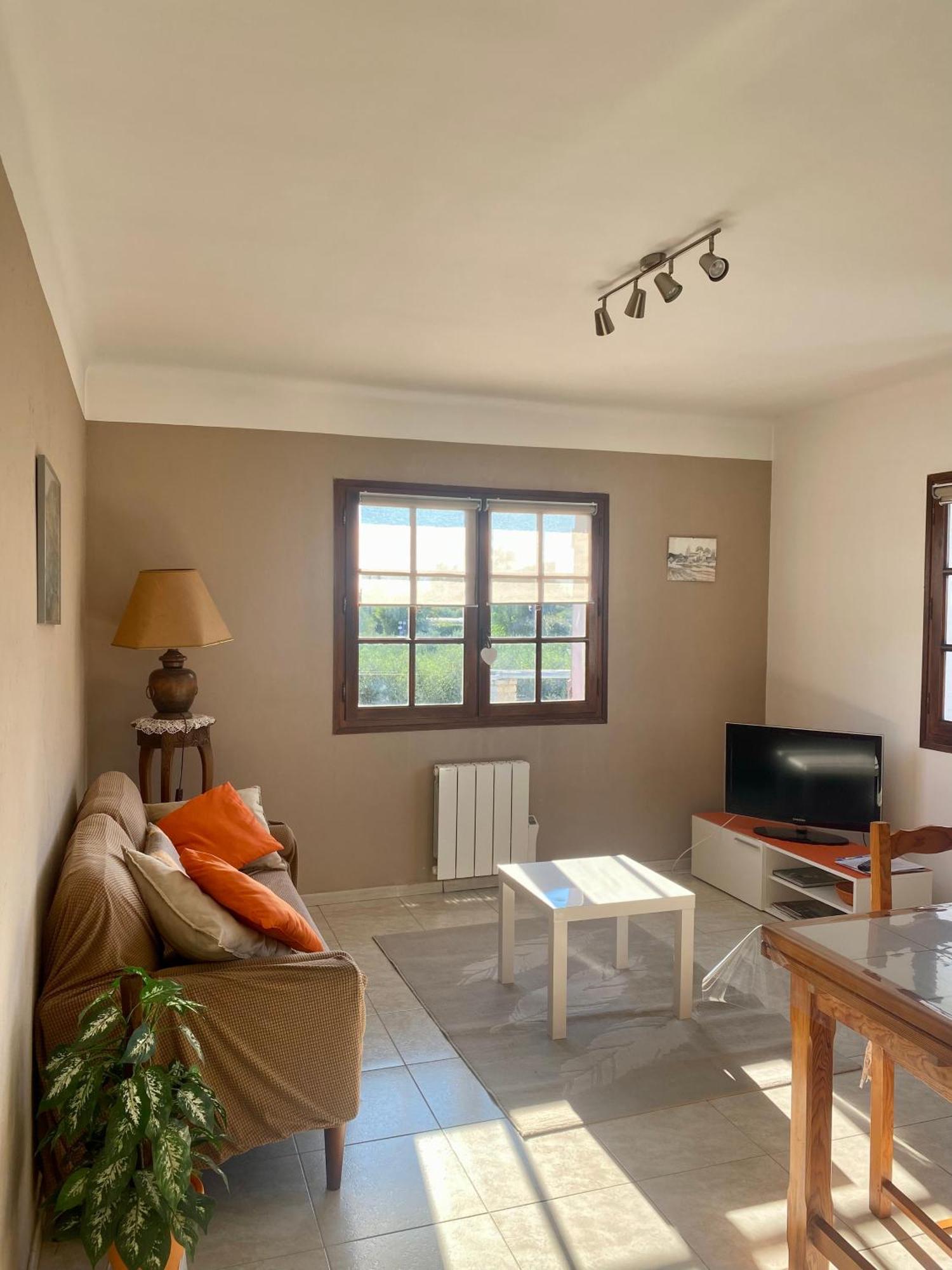 Le Micocoulier Apartment La Crau Bagian luar foto