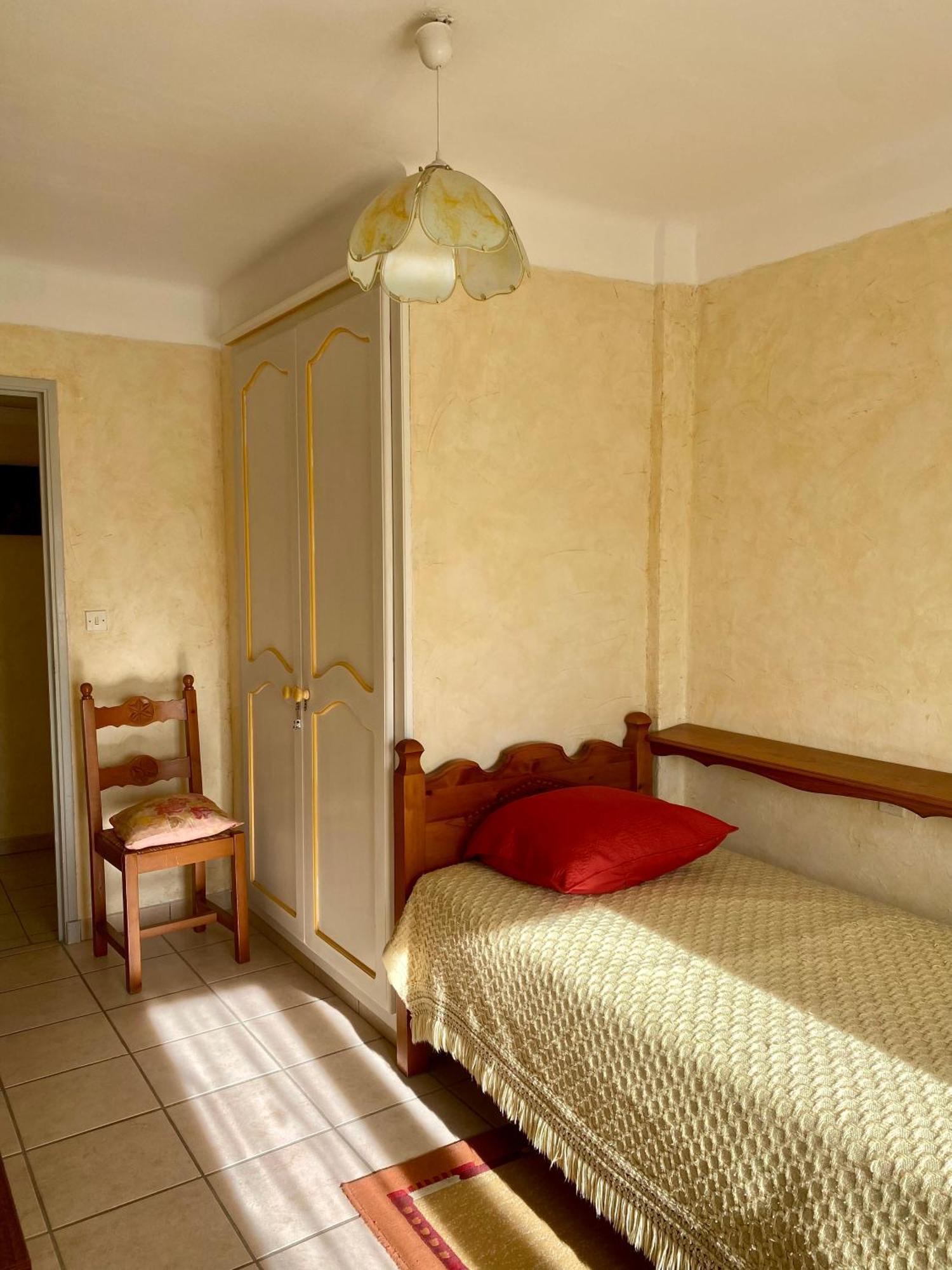 Le Micocoulier Apartment La Crau Bagian luar foto