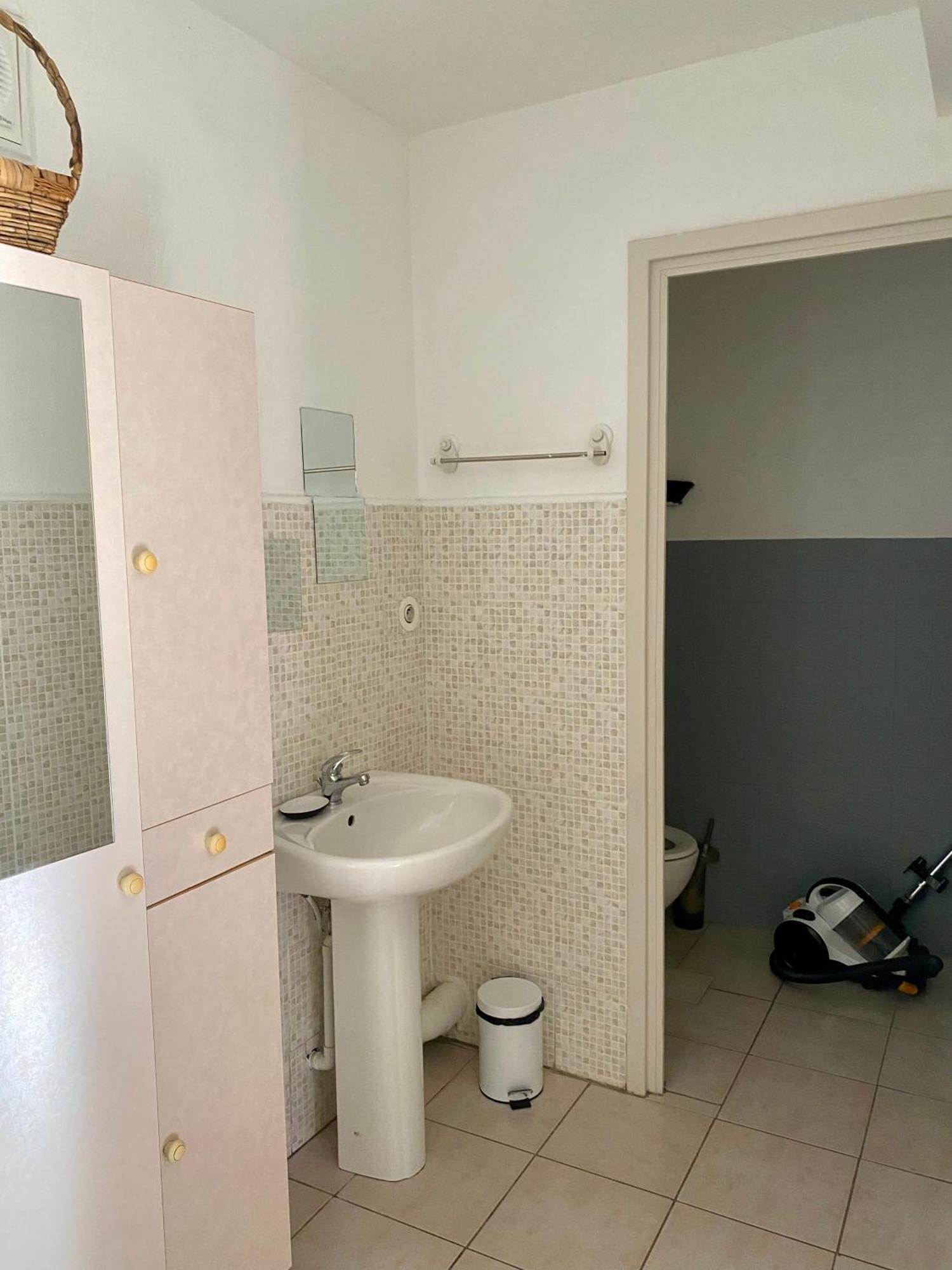 Le Micocoulier Apartment La Crau Bagian luar foto