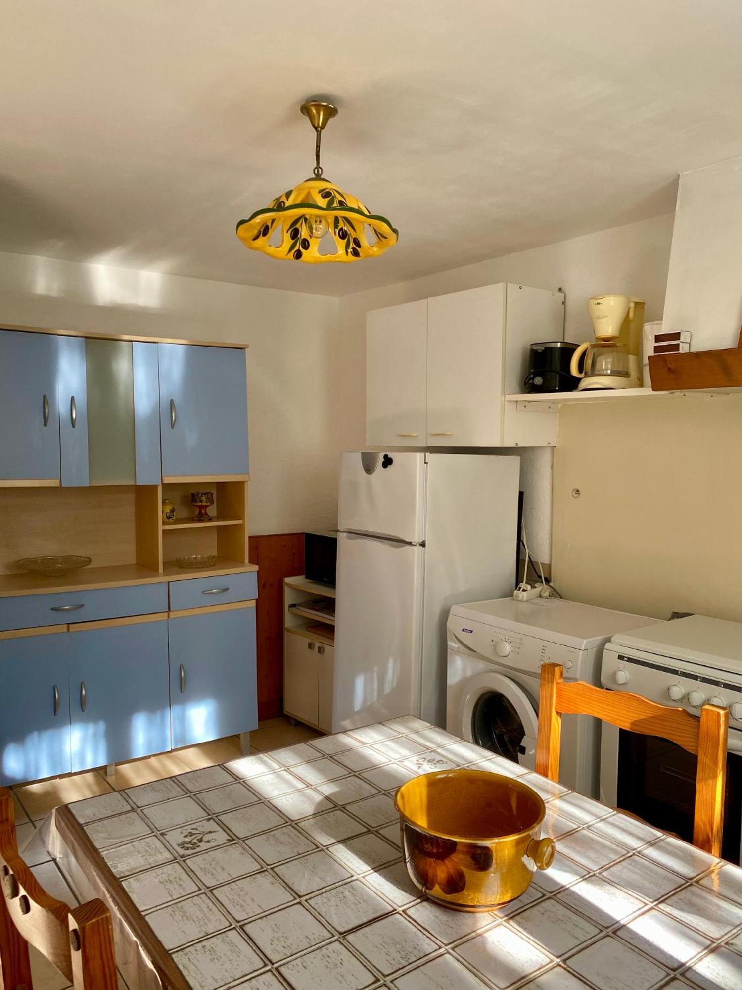 Le Micocoulier Apartment La Crau Bagian luar foto
